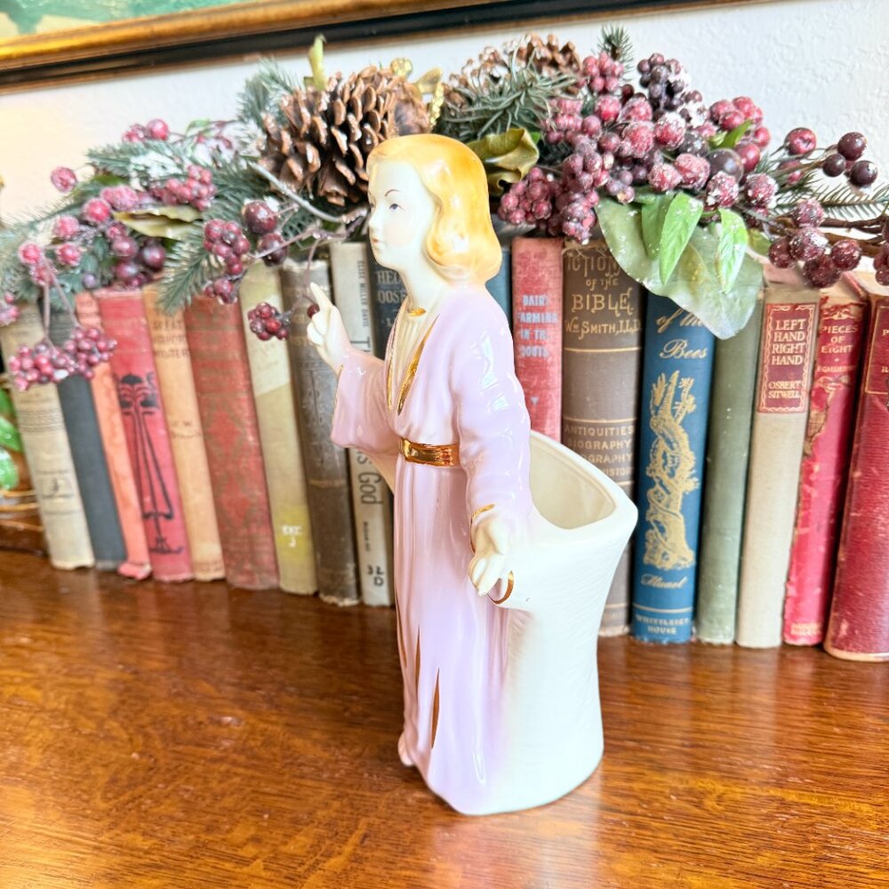 1950's Lady Planter/Head Vase Cream, Lilac and Gold Accents - Picture 7 of 14